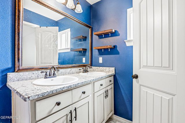 3853 LOMA BRISA Drive, El Paso, TX 79938