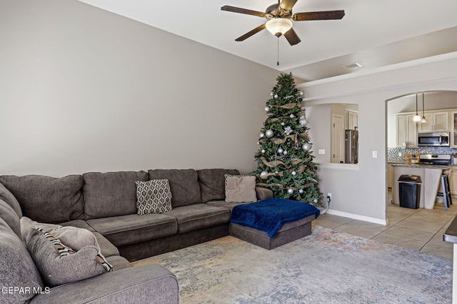 3853 LOMA BRISA Drive, El Paso, TX 79938