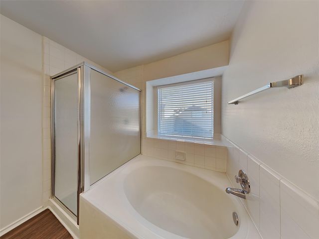 1103 Lochmoor Lane, Pearland, TX 77581