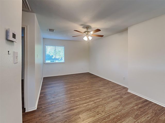 1103 Lochmoor Lane, Pearland, TX 77581