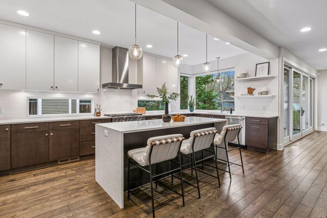 4512 Beard Avenue S, Minneapolis, MN 55410