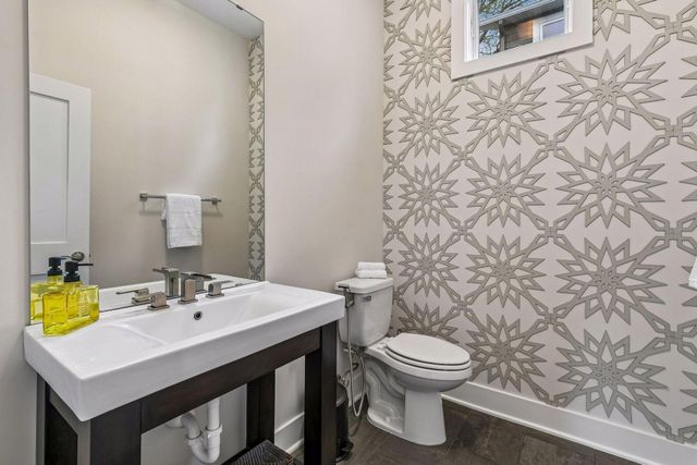 4512 Beard Avenue S, Minneapolis, MN 55410