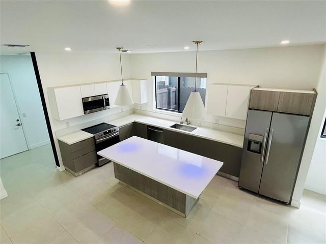 310 SW 9th Street 1, Fort Lauderdale, FL 33315