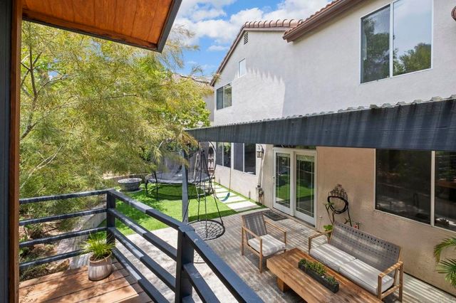 6687 Corte Eduardo, Carlsbad, CA 92009