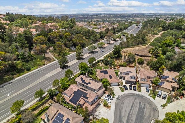6687 Corte Eduardo, Carlsbad, CA 92009