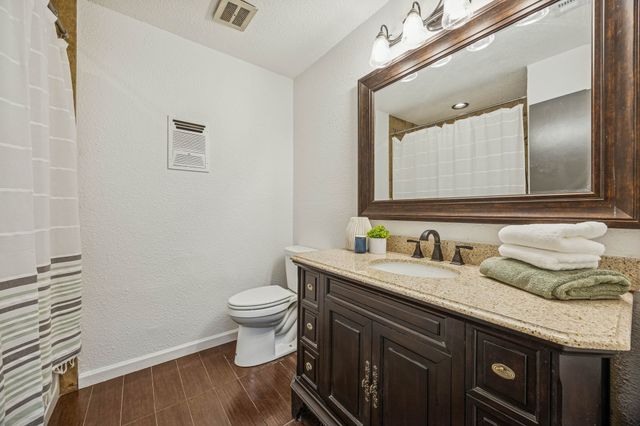 312 E Hampton Road, Crowley, TX 76036