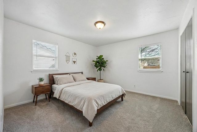 312 E Hampton Road, Crowley, TX 76036