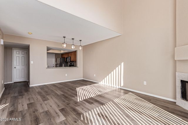 5619 E KELTON Lane, Scottsdale, AZ 85254