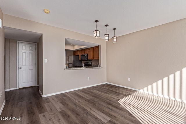 5619 E KELTON Lane, Scottsdale, AZ 85254