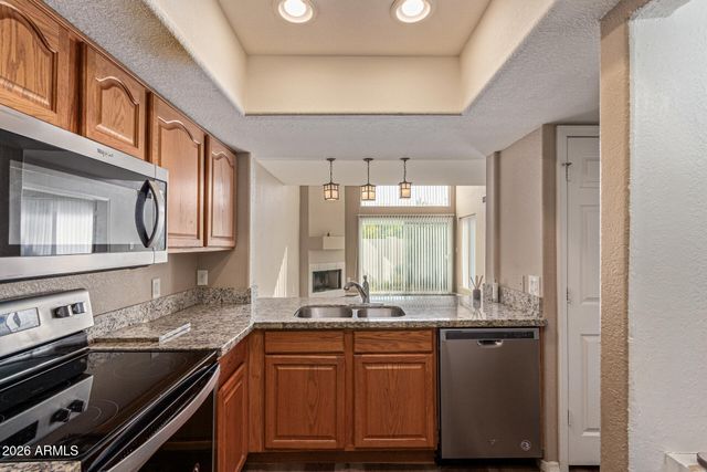 5619 E KELTON Lane, Scottsdale, AZ 85254