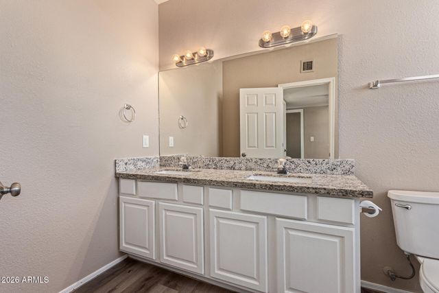 5619 E KELTON Lane, Scottsdale, AZ 85254