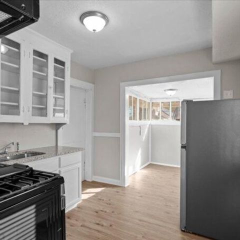 4025 AGNES Avenue, Kansas City, MO 64130