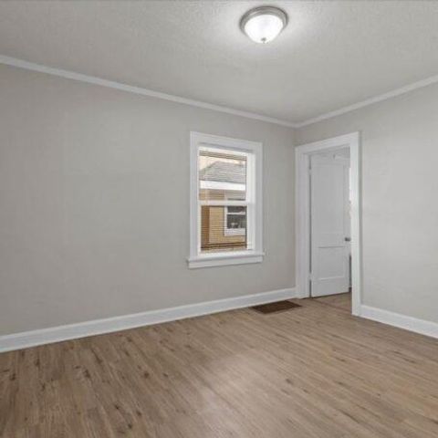 4025 AGNES Avenue, Kansas City, MO 64130