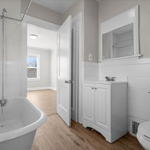 4025 AGNES Avenue, Kansas City, MO 64130