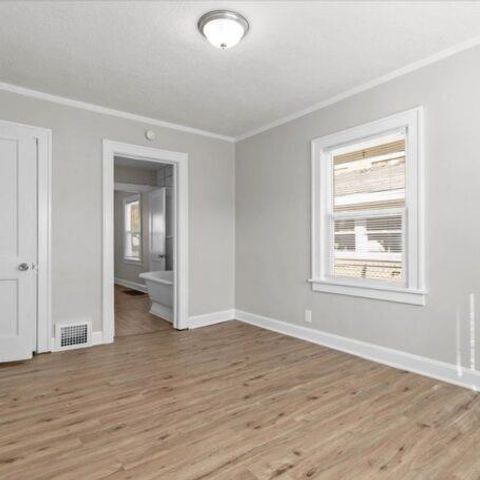 4025 AGNES Avenue, Kansas City, MO 64130