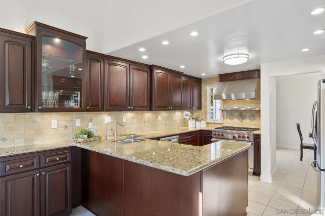 11409 Duenda Rd, San Diego, CA 92127