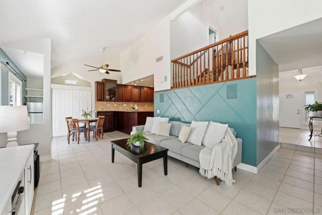 11409 Duenda Rd, San Diego, CA 92127