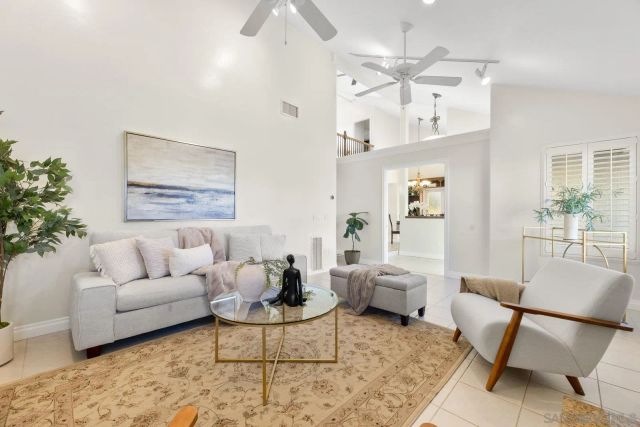 11409 Duenda Rd, San Diego, CA 92127