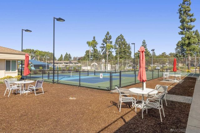 11409 Duenda Rd, San Diego, CA 92127