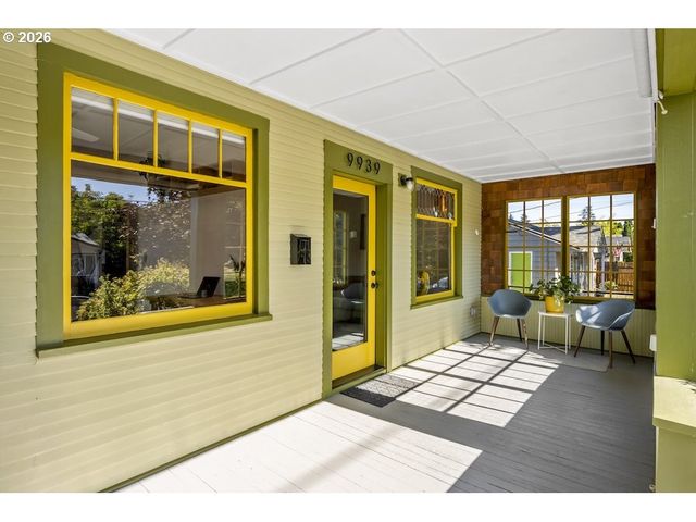 9939 N JERSEY St, Portland, OR 97203