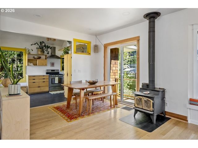 9939 N JERSEY St, Portland, OR 97203