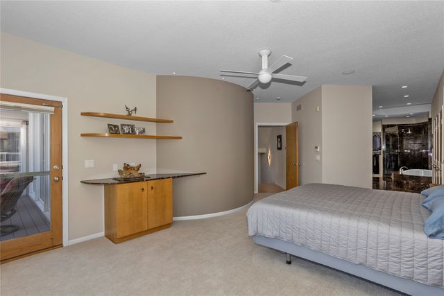 13543 Village Court, Clive, IA 50325