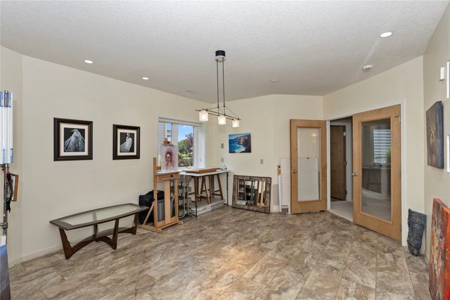 13543 Village Court, Clive, IA 50325