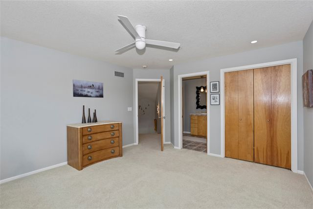 13543 Village Court, Clive, IA 50325