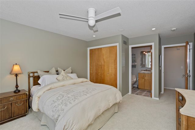 13543 Village Court, Clive, IA 50325