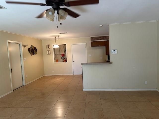 201 Heath Avenue, Madisonville, TX 77864