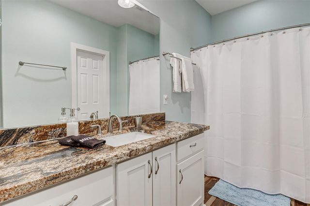 967 Bowers Lane, Crystal Beach, TX 77650