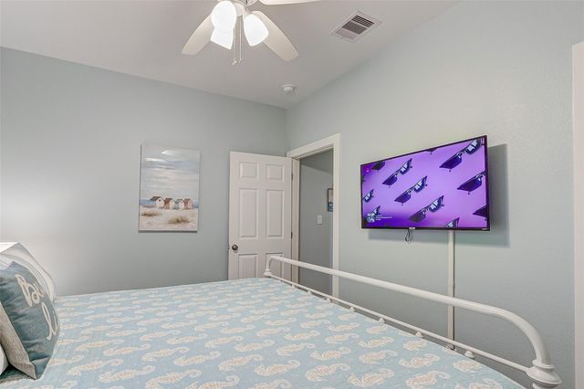 967 Bowers Lane, Crystal Beach, TX 77650