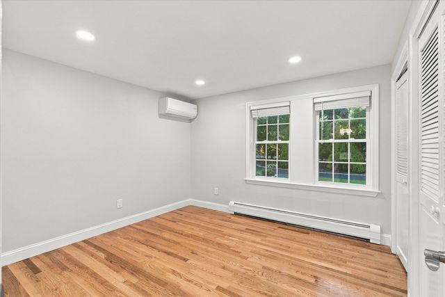 1155 Santuit Newtown Rd, Barnstable, MA 02635