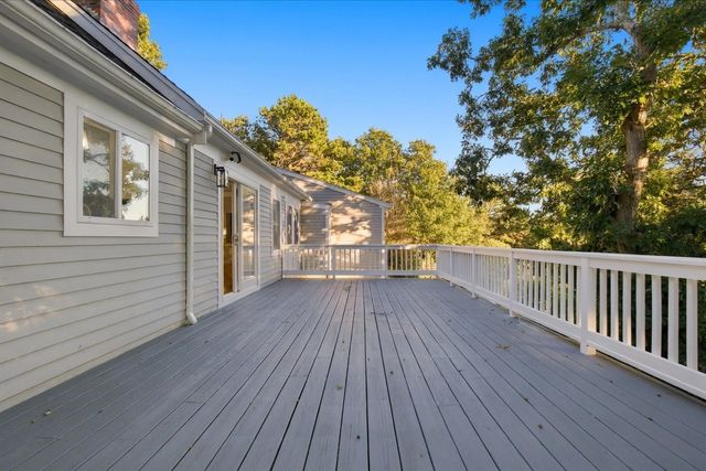 1155 Santuit Newtown Rd, Barnstable, MA 02635