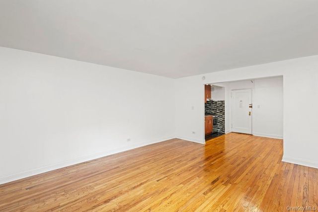 15 Oliver Street 3C, Brooklyn, NY 11209