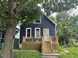 1440 N 29th STREET, Milwaukee, WI 53208