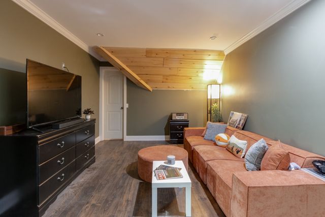 2006 Longview Rd, Bell Buckle, TN 37020