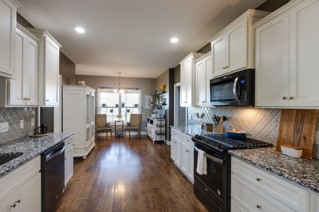 2006 Longview Rd, Bell Buckle, TN 37020