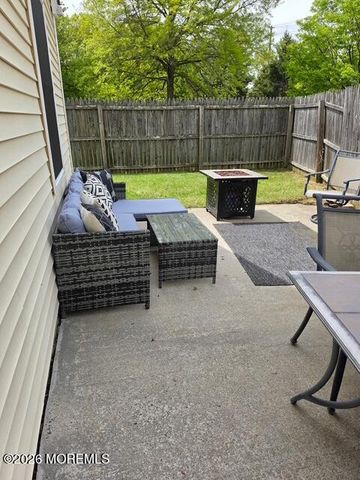 12 Kilmer Court, Freehold, NJ 07728