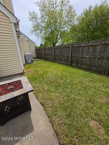 12 Kilmer Court, Freehold, NJ 07728