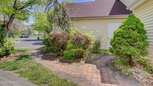 12 Kilmer Court, Freehold, NJ 07728