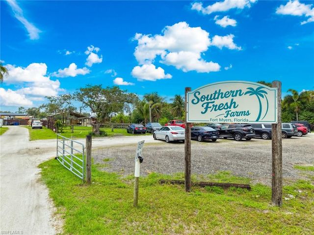 12351 Caisson LN, Fort Myers, FL 33912