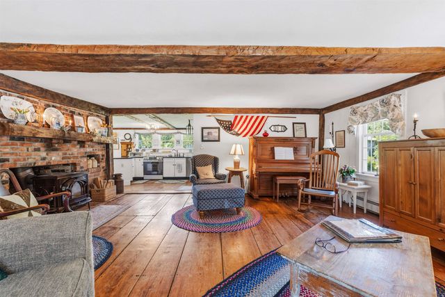 29 Windham Depot Road, Derry, NH 03038