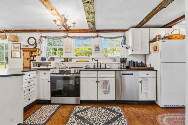 29 Windham Depot Road, Derry, NH 03038