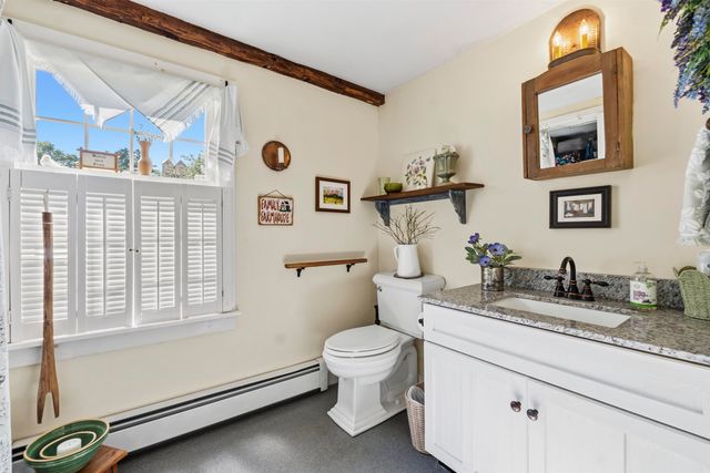 29 Windham Depot Road, Derry, NH 03038