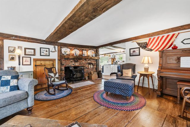 29 Windham Depot Road, Derry, NH 03038