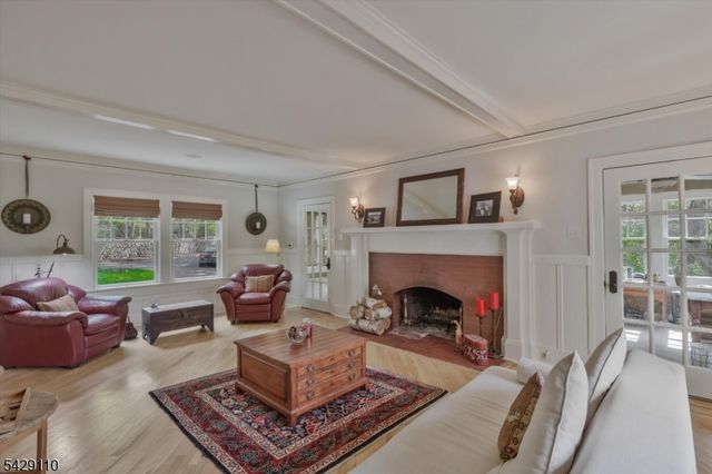 151 Lookout Rd, Mountain Lakes Boro, NJ 07046
