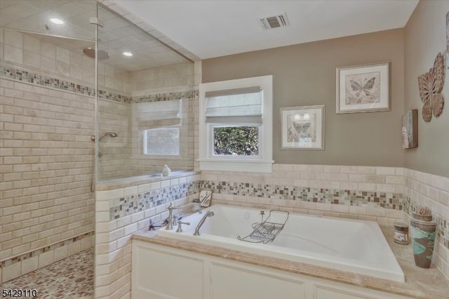 151 Lookout Rd, Mountain Lakes Boro, NJ 07046