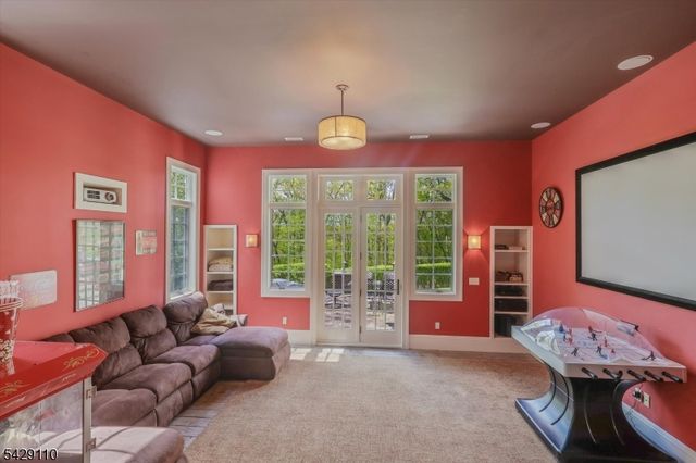 151 Lookout Rd, Mountain Lakes Boro, NJ 07046