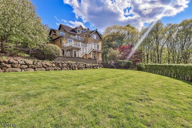 151 Lookout Rd, Mountain Lakes Boro, NJ 07046